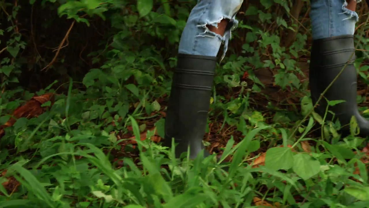 Angeleau x Bess Rubber Boots [Official Music Video] Angeleau muziq (1080p)