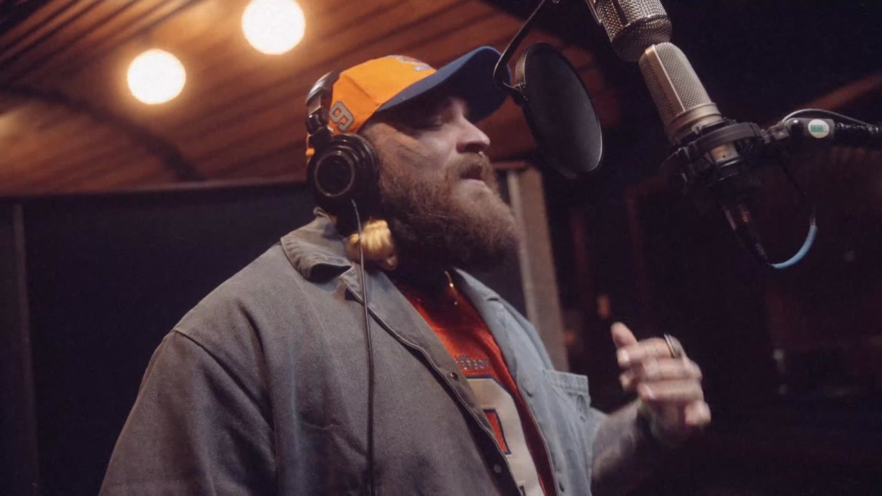 Teddy Swims - Lose Control  The Village Sessions