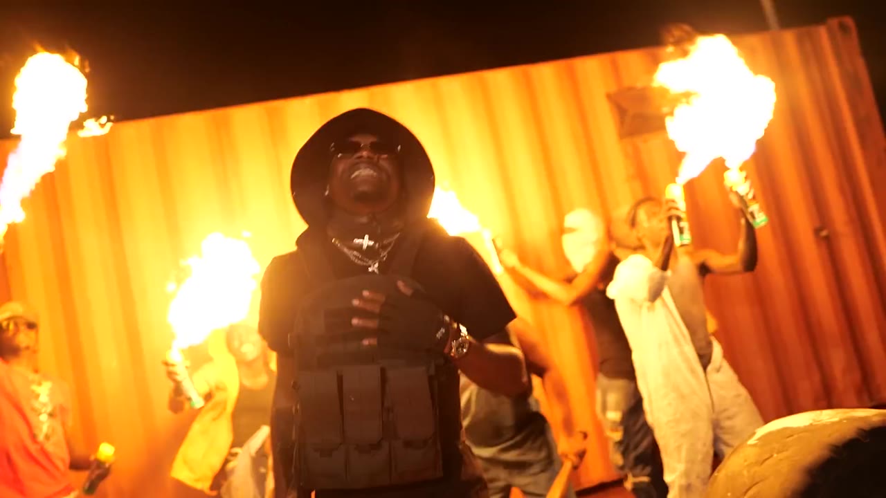Lil Kerry - Mayhem (Visualizer) - LilKerry Music